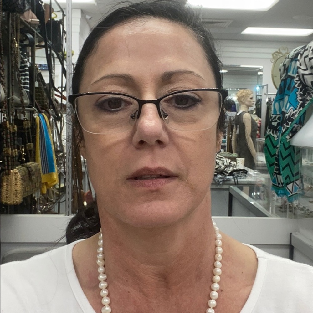 Meet your Posher, Melissa